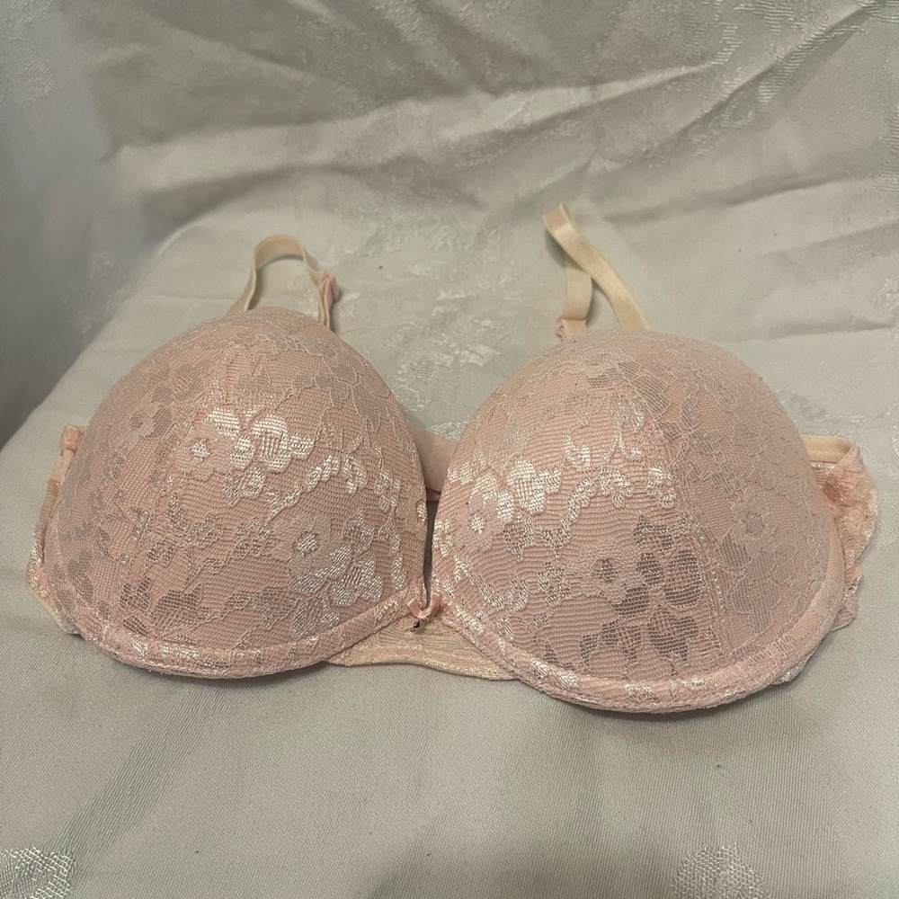 Victoria's Secret Pink Floral Lace Bra